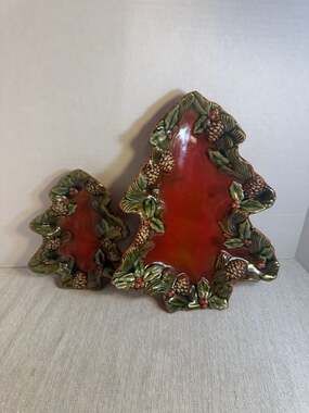 Ti Collections Ceramic Christmas Tree Plates Set of 2